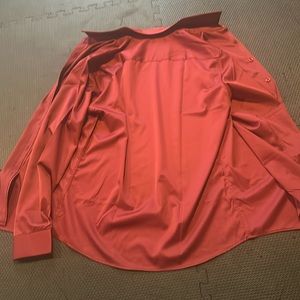 Re long sleeve dress shirt from kohls, size adult medium